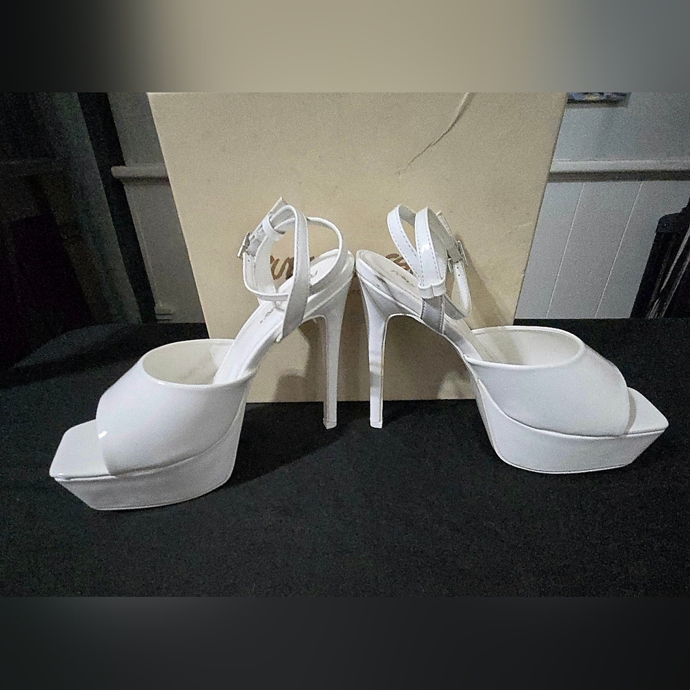 NWT Public Desire White Platform 6 inch Heels IN ORIGINAL BOX